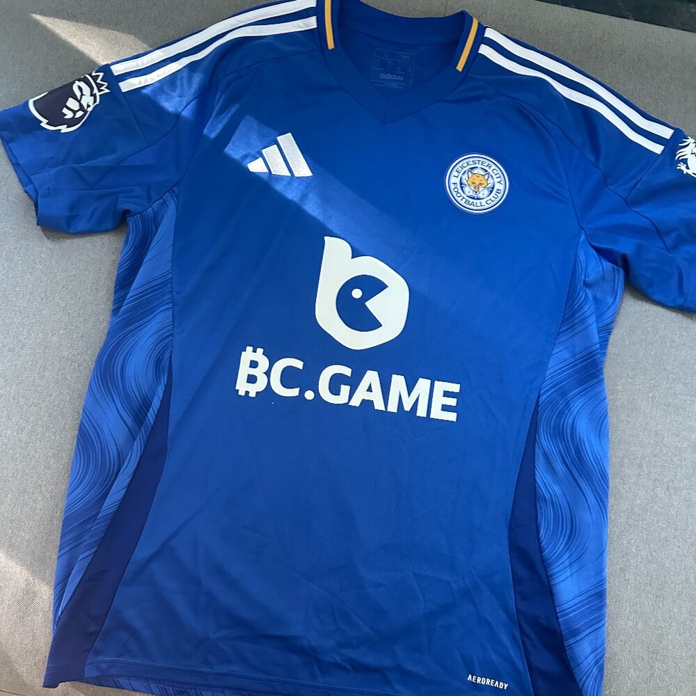 Leceister soccer jersey